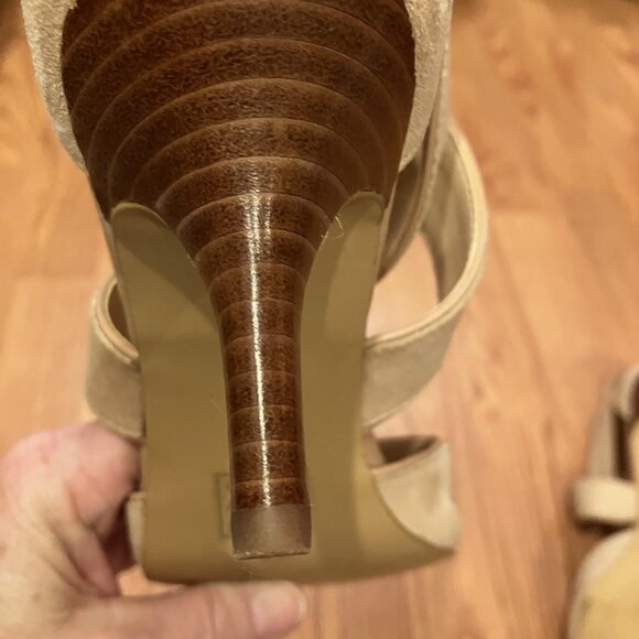 Sole Society Tamra Womens Pump Size 7.5 Taupe Beige Ankle Strap - Picture 2 of 7